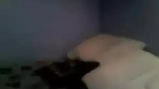 فاتنة السمين تخوض مغامرة جنسية في الهواء الطلق مع رجل قابلته للتو لأول مرة