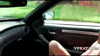 الجنس التجاري هو ما تحب هذه المتاجر الخجولة القيام به كثيرًا ، لأنها قرنية للغاية
