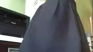 حار ناضجة الروسية هو الحصول على بوسها يمسح وحمارها مارس الجنس من الظهر