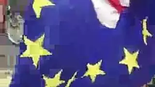 لا يمكن للناس الساخنة إنهاء صنع الحب مع بعضهم البعض، بمجرد أن جاءوا إلى المنزل
