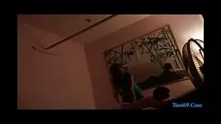 بعد التدليك، وسيم، يصمد مدلك المريض ما يحب أكثر من ذلك، الحساء الساخن.