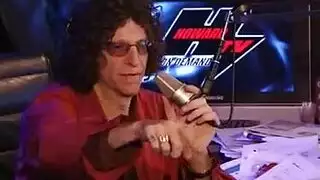 كارمن هي امرأة سمراء حلوة ، لكنها سمراء تحب نشر ساقيها مفتوحة على مصراعيها