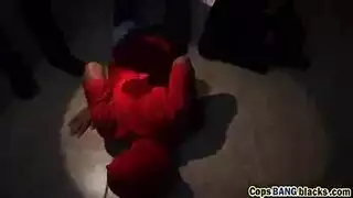 المتأنق الشقراء لم يمارس الجنس مع فتاة في حياته ، لكن هذا الطفل يحبها ، جيد حقًا