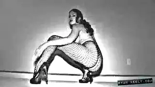 ريان كيلي يحصل بوسها اصابع الاتهام من قبل لها مثليه نادي نسائي فتاة كاتيا كاسين