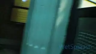 مص بي بي سي أثناء نوم الوالدين