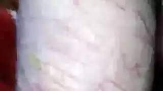 نيكي دارلينج تحصل على بوسها الضيق ، حليق الشعر مليئة بالقضيب الصلب والصخري