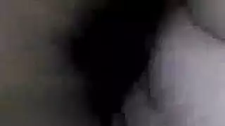 حصلت فتاة خجولة على مربوط لأنه لا يوجد لديه ممارسة الجنس معها خلال اليوم