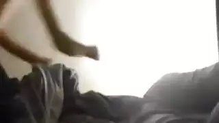 أخذت آشلي رجلًا أسودًا وسيمًا إلى غرفة نومها للتعرف عليه بشكل أفضل قليلاً.