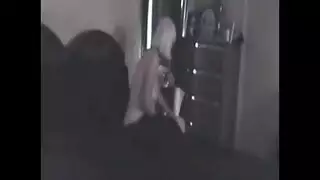حار امرأة سمراء الجدة، إيما روز و الرجل الأسود على وشك أن يكون الجنس عارضة.