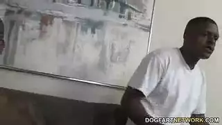 كيسي كامز هو ناضجة شقي يحب أن يكون ممارسة الجنس الشرجي في كل مرة، مع رجل