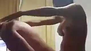 حار، خشب الأبنوس خمشة وقحة، ورم الوشم جاك كان سخيف رجل مسن أثناء استراحة الغداء