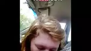 في سن المراهقة اليابانية الساخنة والساذجة مارس الجنس من قبل أبي قرنية لها.