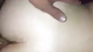 كتكوت من الخنزير، بيلا روز على وشك أن يكون ممارسة الجنس الشرجي بعد أن أعطت اللسان لها السابقين