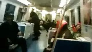 يمارس الأشخاص الأثرياء الجنس المشبع بالبخار في الملهى الليلي ويقومون بعمل مقاطع فيديو إباحية على الدردشة