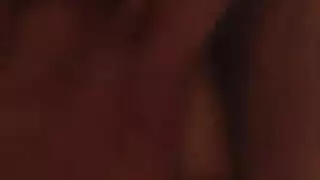 أمي شقراء قرنية ، سونيا سولو تضاجع صديق ابنها ، بدلاً من تحويله إلى كبير السن