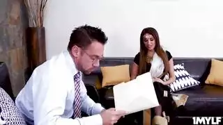 حلوة تُنهك في ماراثون إباحي قاسٍ