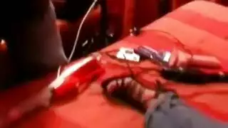 فتاة عربية ساخنة في حجاب تخلع ملابسها وتظهر مؤخرتها الممتلئة