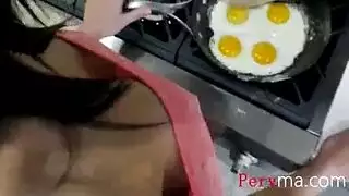 نسل المحتال يأخذ جنس الوجه والقذف عليه