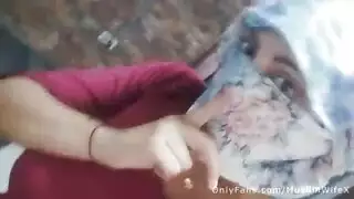 العرب مع لأجانب
