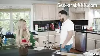 وليمة رأس السنة: مضاجعة طباخة زوجة الأب الممتلئة