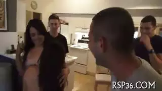 حزم على مثليه نائب الرئيس الخاص مص