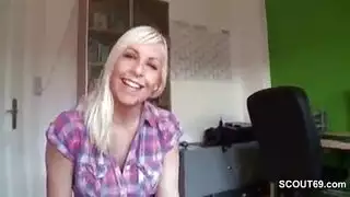 كرتون شيميل تمت ممارسة الجنس معها بقوة في بورن