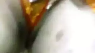 سكس يضرب على كيلوت امه