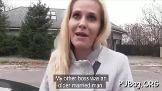 مثليه في الثلاثية حزام المقعد الخلفي