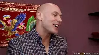 مهبل آسيوي ضيق يُدق حتى النشوة