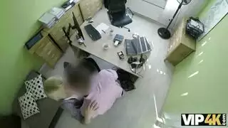 البلغارية مخترق جميلة