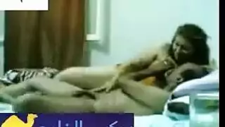 مصرية متلهفة تركيب عمود سميك لجنس ناري