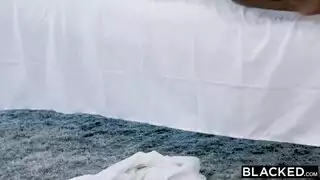 نيك ساره جاي من الطيز