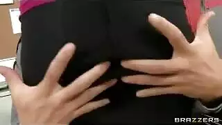 إباحية مجانية لا نهاية لها: مص وعجق وأكثر