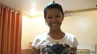 مص للقضيب وإدخال الأصابع في فيديو أسا أكيرا الهاتفي الإباحي