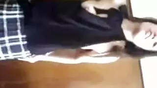 مؤخرة الفتاة الممتلئة هي الفتحة المثالية للنكح المُخفف للتوتر
