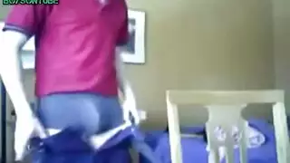 فيلم إباحي خارجي: بايبر كوش تركب زبًا على كاميرا مباشرة