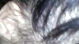 ابنة الزوجة تركب قضيب والدها الصلب كالحصان
