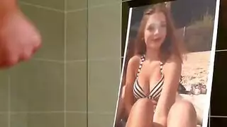 كارلا تأخذ زب صديق زوجها