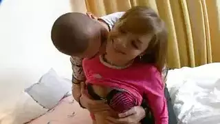 جماع شرجي وقوف وحشي لقاع جائع للعضو الشاب