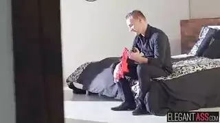 جماع جماعي قوي في الحمام: إيلاج شرجي ومهبلي