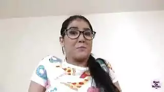 جنس لطيف يتحول إلى علاقة جماعية قاسية