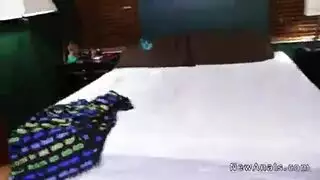 ملكات آسرة في رش السائل والقذف الداخلي
