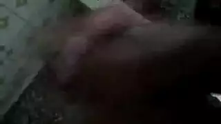أيقظها بكريمة: بورن مراهقة نائمة