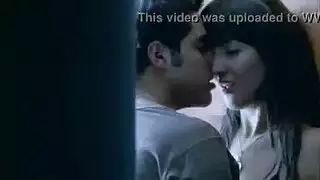 عجائز في مشهد إباحي صريح