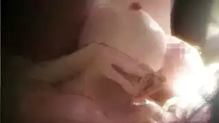 بورنو عنيف بفتحة شرج قذرة