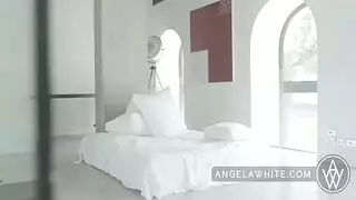 تصفيق الأرداف الضخمة خلال إباحية صريحة