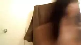 إباحية مكثفة يتم شقها بقضيب وحشي