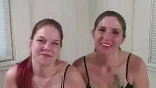 عواطف خفية: أفراد العائلة في مشاهد صريحة