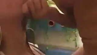 إباحية سفاح القربى: رجل يأخذ كلبه بقوة