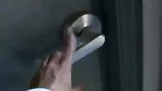 إلهام شاهين في علاقة جنسية جماعية عنيفة